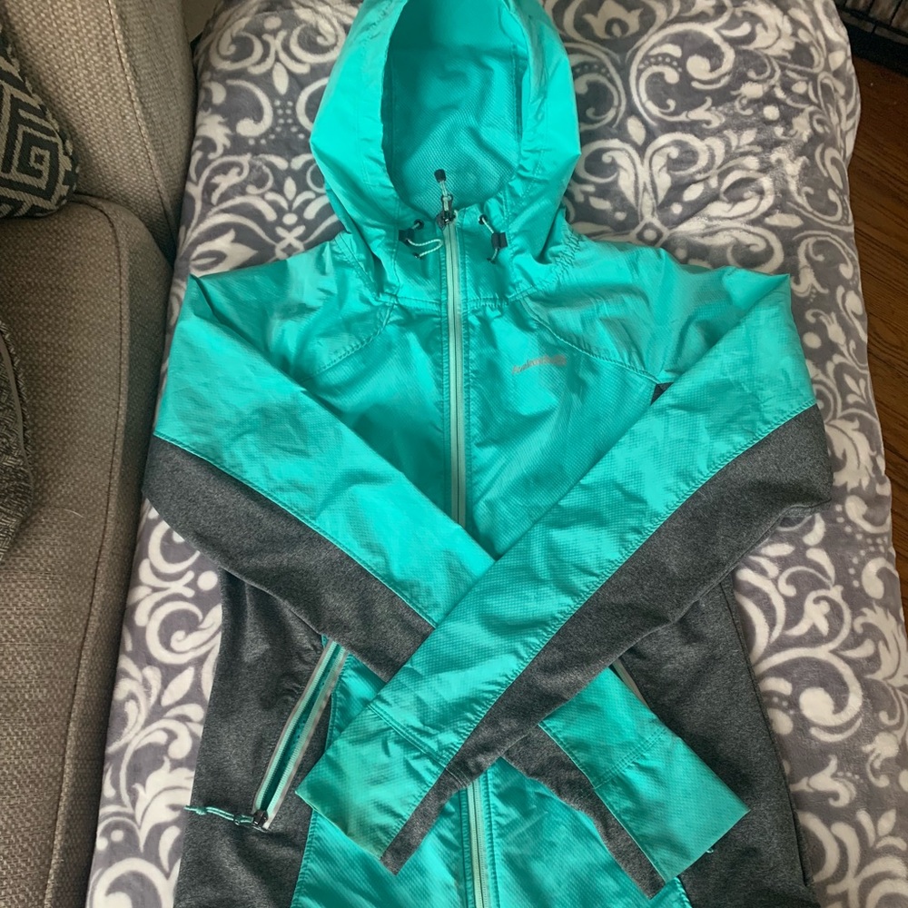 AVALANCHE women’s rain coat